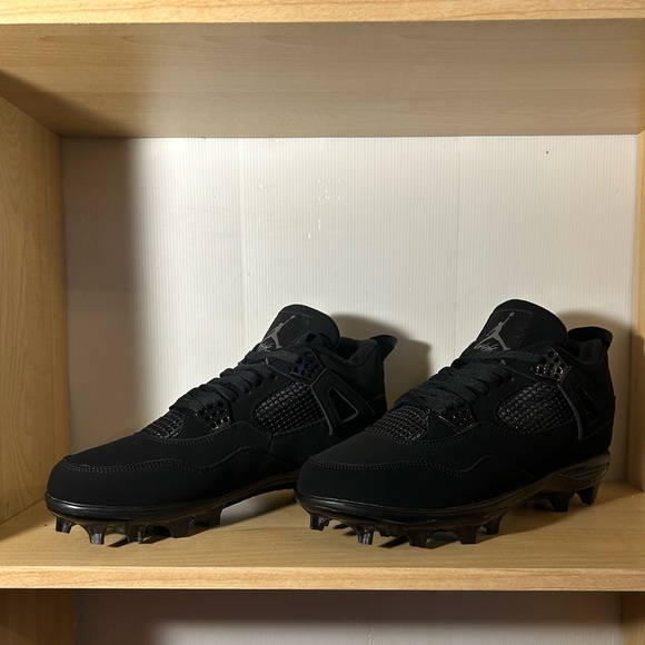 Custom Air Jordan 4 Black Cat Football Cleats - Picture 2 of 6